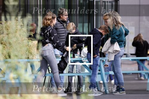 Amsterdam 2 september 2021
Pieter v d Hoogenband en zijn vrouw Marie Jose met hun beider kinderen in amsterdam.