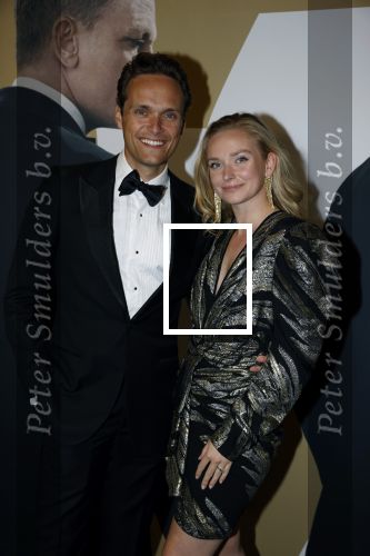 Amsterdam 28 september 2021
Premiere James Bond in Tuschinski. Pip Pellens met haar man Pim Wessels