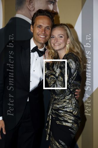 Amsterdam 28 september 2021
Premiere James Bond in Tuschinski. Pip Pellens met haar man Pim Wessels