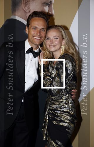 Amsterdam 28 september 2021
Premiere James Bond in Tuschinski. Pip Pellens met haar man Pim Wessels