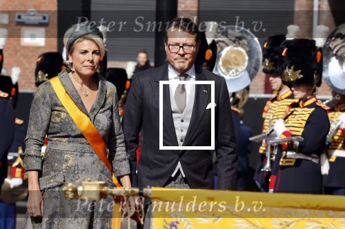 Den Haag 21 september 2021
Prinsjesdag in Den Haag 2021. De troonrede is in de grote kerk. Aanwezig namens de koninklijke familie zijn Koning Willem Alexander en Koningin Maxima Prins Constantijn en Prinses Laurentien.