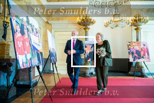 BAARN â€“ Prinses Beatrix was zaterdagmiddag 9 oktober op het terrein van Paleis Soestdijk aanwezig bij de viering van het 65-jarig bestaan van het Prinses Beatrix Spierfonds. De Prinses is sinds de oprichting beschermvrouwe van het fonds. ANP / Hollandse Hoogte / Wesley de Wit