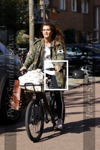 Amsterdam 22 september 2021
Quinty Trustfull op haar electrische van Moof fiets.