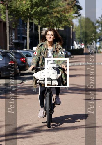 Amsterdam 22 september 2021
Quinty Trustfull op haar electrische van Moof fiets.