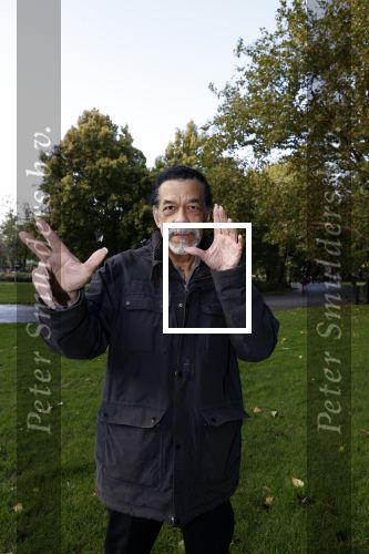 Amsterdam 21 oktober 2021
Rasti Rostelli ( Roland  v d Berg ) gaat weer optreden. Hij is ruim 20Kg afgevallen .