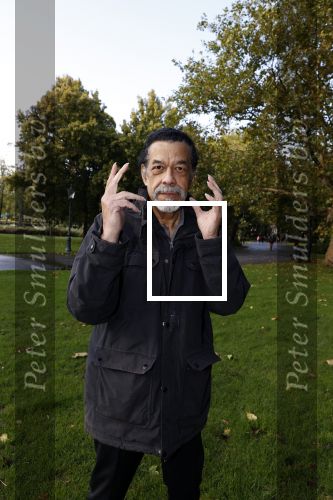 Amsterdam 21 oktober 2021
Rasti Rostelli ( Roland  v d Berg ) gaat weer optreden. Hij is ruim 20Kg afgevallen .