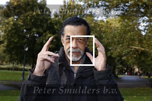 Amsterdam 21 oktober 2021
Rasti Rostelli ( Roland  v d Berg ) gaat weer optreden. Hij is ruim 20Kg afgevallen .