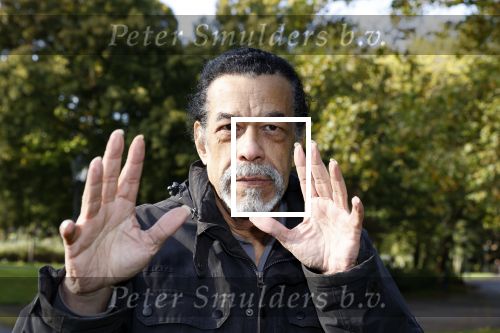 Amsterdam 21 oktober 2021
Rasti Rostelli ( Roland  v d Berg ) gaat weer optreden. Hij is ruim 20Kg afgevallen .