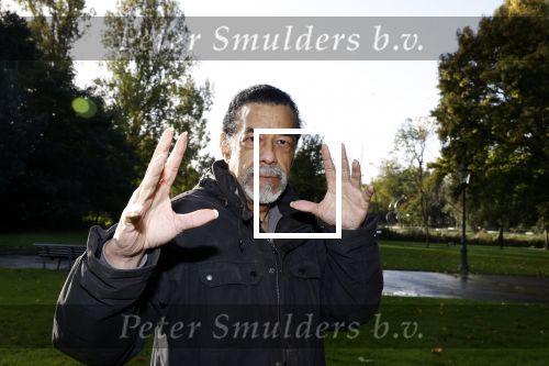 Amsterdam 21 oktober 2021
Rasti Rostelli ( Roland  v d Berg ) gaat weer optreden. Hij is ruim 20Kg afgevallen .