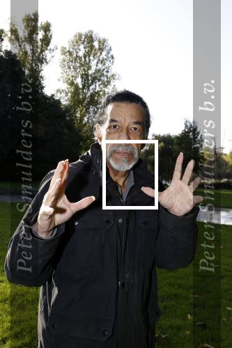 Amsterdam 21 oktober 2021
Rasti Rostelli ( Roland  v d Berg ) gaat weer optreden. Hij is ruim 20Kg afgevallen .