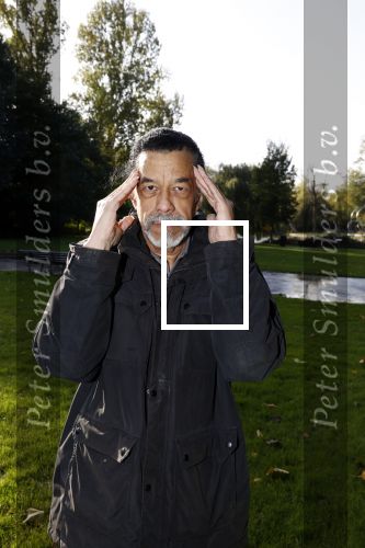Amsterdam 21 oktober 2021
Rasti Rostelli ( Roland  v d Berg ) gaat weer optreden. Hij is ruim 20Kg afgevallen .