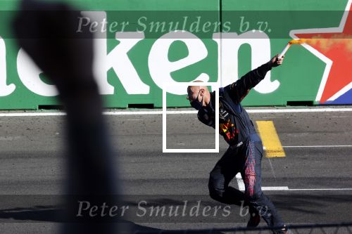 Zandvoort 5 september 2021
Grand Pris F1 op circuit Zandvoort . Aanwezig oa Koning Willem Alexander Koningin Maxima Prinses Amalia en prinses Alexia. Max Verstappen wint de GP Lewis Hamilton is 2e en Valteri Bottas 3e. Monteur Red Bull