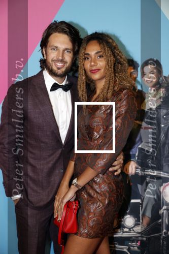 Amsterdam 11 oktober 2021
Premiere Liefde zonder grenzenin Tuschinski met in de hoofdrol Yolanthe Cabau v Kasbergen Jim Bakkum Soy Kroon Abbey Hoes  Hajo Bruins en Peggy Vrijens . Renze Klamer kwam met zijn nieuwe vriendin