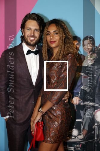 Amsterdam 11 oktober 2021
Premiere Liefde zonder grenzenin Tuschinski met in de hoofdrol Yolanthe Cabau v Kasbergen Jim Bakkum Soy Kroon Abbey Hoes  Hajo Bruins en Peggy Vrijens . Renze Klamer kwam met zijn nieuwe vriendin