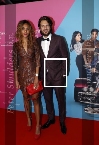 Amsterdam 11 oktober 2021
Premiere Liefde zonder grenzenin Tuschinski met in de hoofdrol Yolanthe Cabau v Kasbergen Jim Bakkum Soy Kroon Abbey Hoes  Hajo Bruins en Peggy Vrijens . Renze Klamer kwam met zijn nieuwe vriendin