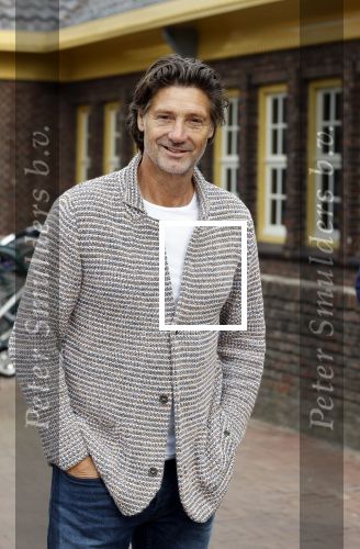 Amsterdam 27 september 2021
Frederik Brom, Rick Engelkes, Guusje te Pas, Danny Westerweel, Willeke van Ammelrooy, Bob Ott, Roos van Erkel, Wilbert Gieske en Xander van Vledder tijdens de castpresentatie van de theatervoorstelling The Mousetrap