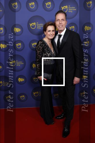 Amsterdam 14 oktober 2021
Televizierring gala in Carre Amsterdam. Rob Geus met zijn vrouw