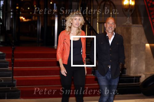 Noordwijk 4 september 2021
Rob Kamphues en zijn nieuwe vriendin Kristi verlaten Hotel Huis ter Duin