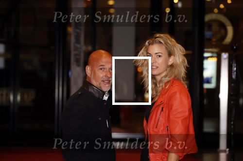 Noordwijk 4 september 2021
Rob Kamphues en zijn nieuwe vriendin Kristi verlaten Hotel Huis ter Duin