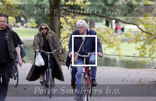Amsterdam 16 oktober 2021
Robert en Claudia Schoemacher op de fiets bij het vondelpark