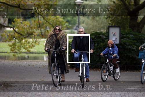Amsterdam 16 oktober 2021
Robert en Claudia Schoemacher op de fiets bij het vondelpark