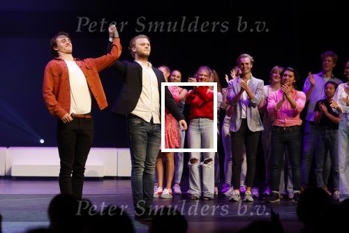 Amersfoort 14 september 2021
Musical waarin oa Jada Borsato Leontine Borsato en Roeland Beelen in de Flint. Luca Borsato kwam met zijn vriendin. Ook Marco en Senna waren aanwezig. Roeland Beelen