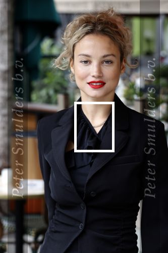 Amsterdam 23 september 2021
Rose Bertram onthult de cover van Fabulous Mama met zichzelf op de cover bij Cafe de Waard