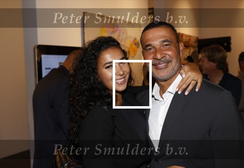 Amsterdam 6 oktober 2021
Opening expositie Bram Reijnders . Nicolette v dam is de host van de avond. Ruud Gullit met zijn dochter Joelle Gullit
