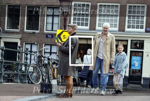 Amsterdam 2 oktober 2021
Ruud de Wild met zijn dochter Teddy  aan het winkelen in de 9 straatjes