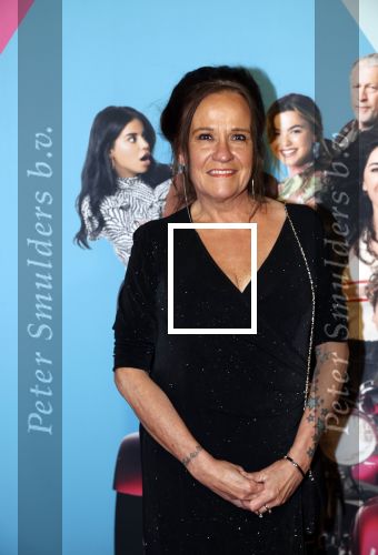 Amsterdam 11 oktober 2021
Premiere Liefde zonder grenzenin Tuschinski met in de hoofdrol Yolanthe Cabau v Kasbergen Jim Bakkum Soy Kroon Abbey Hoes  Hajo Bruins en Peggy Vrijens . Holly Brood kwam met haar moeder Sandra en Zus en schoonmoeder