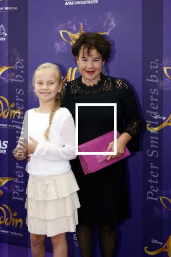 Scheveningen 26 september 2021
Premiere Aladdin in het circustheater.
Sharon Dijksma met dochter