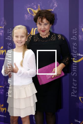 Scheveningen 26 september 2021
Premiere Aladdin in het circustheater.
Sharon Dijksma met dochter