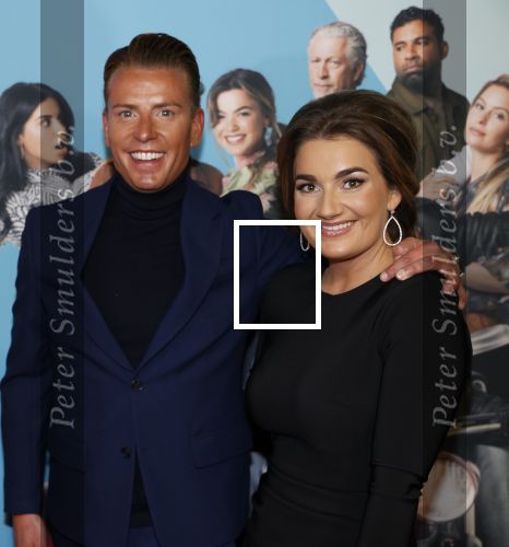 Amsterdam 11 oktober 2021
Premiere Liefde zonder grenzenin Tuschinski met in de hoofdrol Yolanthe Cabau v Kasbergen Jim Bakkum Soy Kroon Abbey Hoes  Hajo Bruins en Peggy Vrijens , John de Bever kwam met zijn Partner Cees en Sieneke met een kennis