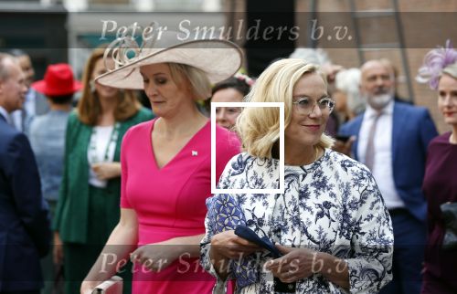 Den Haag 21 september 2021
Prinsjesdag in Den Haag 2021. De troonrede is in de grote kerk. Aanwezig namens de koninklijke familie zijn Koning Willem Alexander en Koningin Maxima Prins Constantijn en Prinses Laurentien. Sigrid Kaag