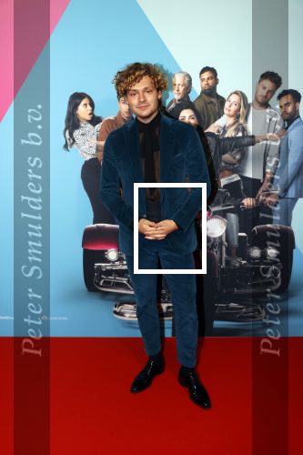 Amsterdam 11 oktober 2021
Premiere Liefde zonder grenzenin Tuschinski met in de hoofdrol Yolanthe Cabau v Kasbergen Jim Bakkum Soy Kroon Abbey Hoes  Hajo Bruins en Peggy Vrijens