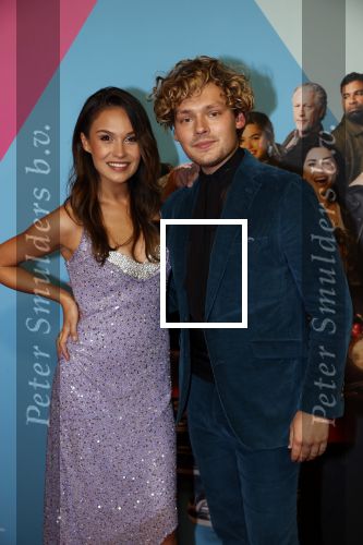 Amsterdam 11 oktober 2021
Premiere Liefde zonder grenzenin Tuschinski met in de hoofdrol Yolanthe Cabau v Kasbergen Jim Bakkum Soy Kroon Abbey Hoes  Hajo Bruins en Peggy Vrijens