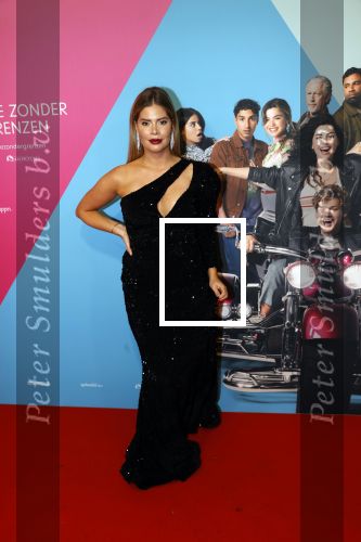 Amsterdam 11 oktober 2021
Premiere Liefde zonder grenzenin Tuschinski met in de hoofdrol Yolanthe Cabau v Kasbergen Jim Bakkum Soy Kroon Abbey Hoes  Hajo Bruins en Peggy Vrijens . Ferry Doedens kwam met Stephanie Tency
