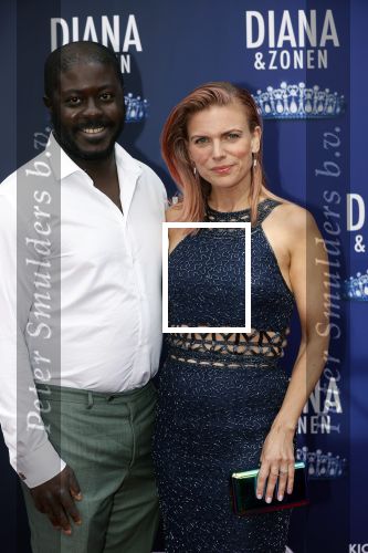 Amsterdam 12 september 2021
Premiere Diana en zonen in het deLaMar theater.
Tamara Brinkman kwam met Andre Drongelmans