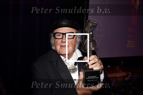 Amsterdam 20 september 2021
Buma awards in Bimhuis in Amsterdam.
Thijs v leer kwam met zijn vrouw