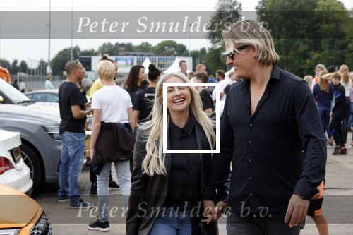 Oudewater 11 september 2021
Dutch Performante ( Chahid Charrak) maakt de grootste popcorn bak en komt in het Guissnessboek of records. Thomas Berge met zijn vriendin Elianne Zweipfenning