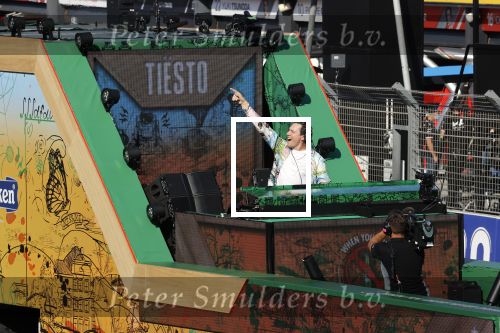 Zandvoort 5 september 2021
Dj Tiesto treedt op na de GP van Nederland . De wagen waar jij opstaat is ontworpen / kunstuk van Joseph Klibansky
