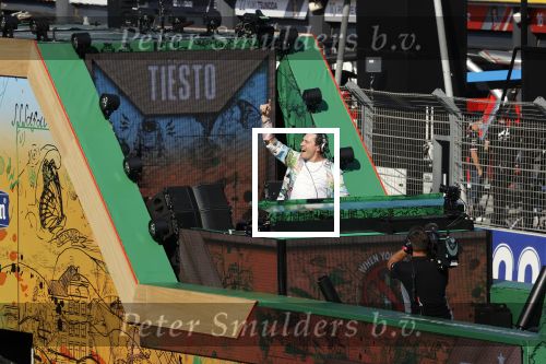Zandvoort 5 september 2021
Dj Tiesto treedt op na de GP van Nederland . De wagen waar jij opstaat is ontworpen / kunstuk van Joseph Klibansky