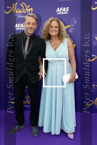Scheveningen 26 september 2021
Premiere Aladdin in het circustheater.
Tommie Christiaan met zijn moeder