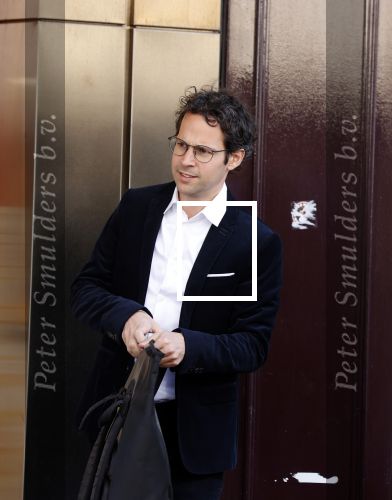 Amsterdam 20 september 2021
Victor Mids heeft weer opnames voor zijn programma Mindfuck. Hier zijn ze op de pc hooftstraat bij Oger