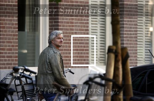 Amsterdam 4 en 8 oktober 2021
Victor Reinier bij zijn huis in Amsterdam zuid.