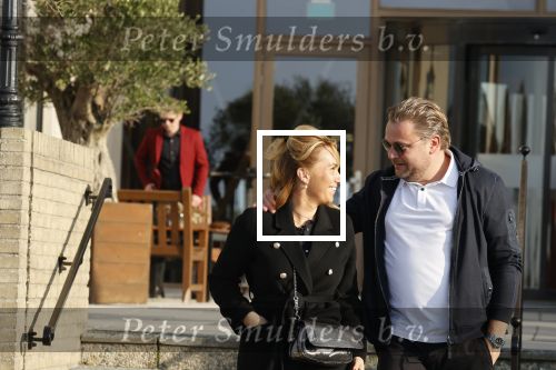 Noordwijk 9 oktober 2021
Wesly Bronkhorst met zijn nieuwe vriendin Raquel bij Huis ter Duin.