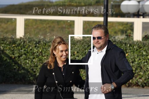 Noordwijk 9 oktober 2021
Wesly Bronkhorst met zijn nieuwe vriendin Raquel bij Huis ter Duin.