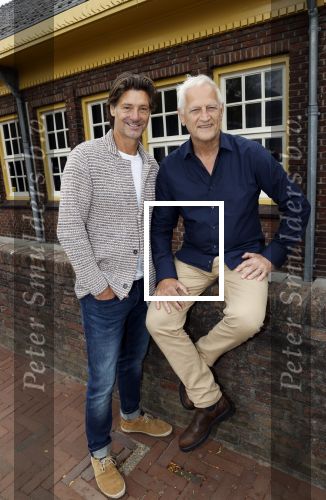 Amsterdam 27 september 2021
Frederik Brom, Rick Engelkes, Guusje te Pas, Danny Westerweel, Willeke van Ammelrooy, Bob Ott, Roos van Erkel, Wilbert Gieske en Xander van Vledder tijdens de castpresentatie van de theatervoorstelling The Mousetrap
