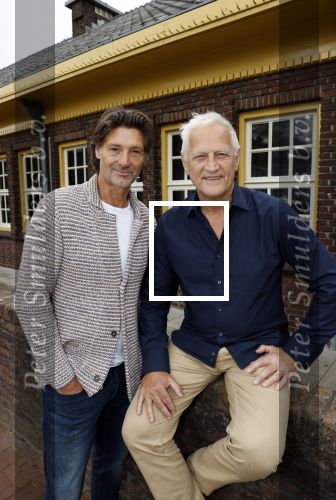 Amsterdam 27 september 2021
Frederik Brom, Rick Engelkes, Guusje te Pas, Danny Westerweel, Willeke van Ammelrooy, Bob Ott, Roos van Erkel, Wilbert Gieske en Xander van Vledder tijdens de castpresentatie van de theatervoorstelling The Mousetrap