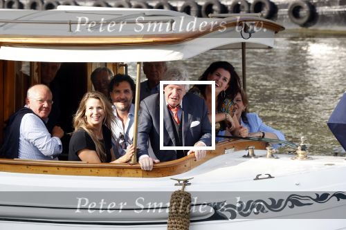Amsterdam 6 september 2021
Willibrord Frequin viert zijn 80e verjaardag  met zijn kinderen vrouw en beste vrienden op een boot op de grachten van Amsterdam. Zijn kinderen Barbara Rebecca Louis . Willibrord zijn broer Aad Ouborg Fons de Poel en Guido Maas
